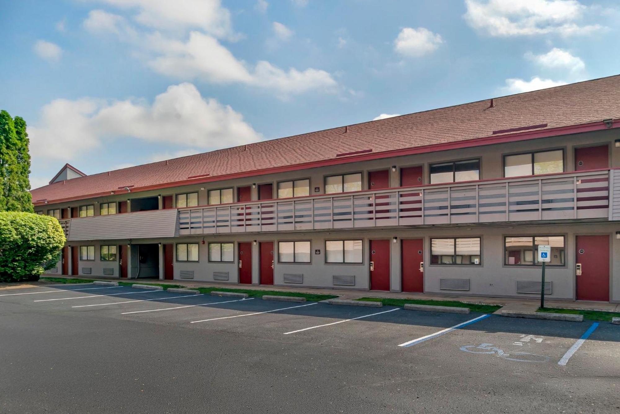 Red Roof Inn Detroit-Rochester Hills/ Auburn Hills Exterior foto